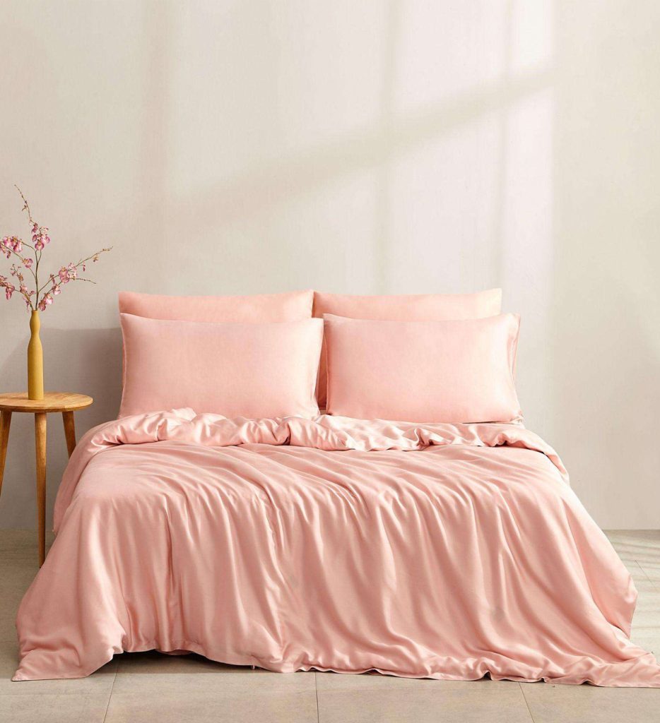Why Choose Silk Bedding? The Advantages of Silk Home Textiles and Their Benefits for the Body